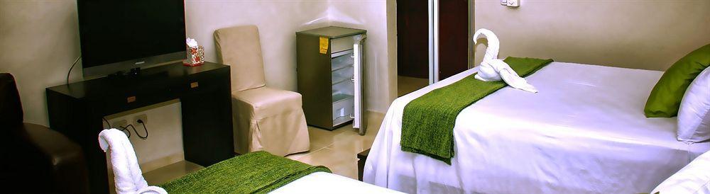Hotel Dominicana Plus 巴瓦罗 外观 照片