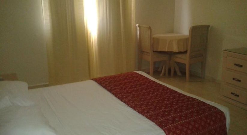Hotel Dominicana Plus 巴瓦罗 外观 照片