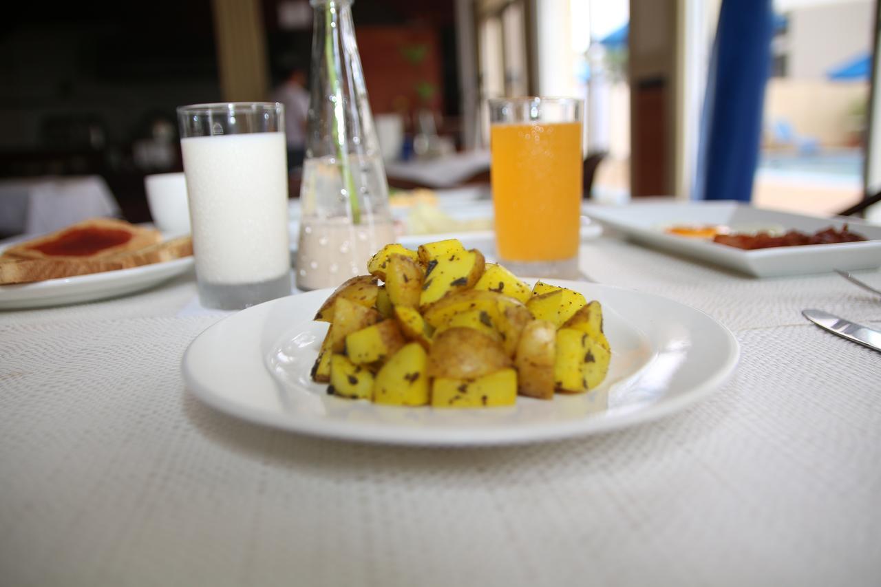 Hotel Dominicana Plus 巴瓦罗 外观 照片