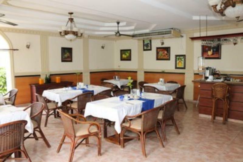 Hotel Dominicana Plus 巴瓦罗 外观 照片